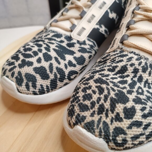 Adidas Racer TR21 Running Sneakers Animal Print White & Black US Men 7/ Women 8 - Picture 5 of 14